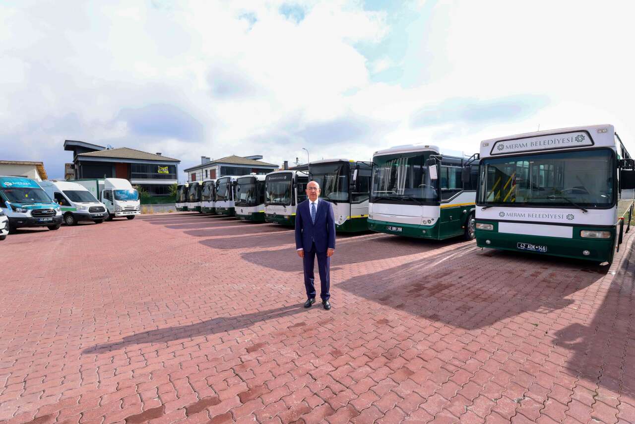 Konya’da 2 yeni araç daha hizmette! Meram’ın taziye filosu 10’a çıktı 4